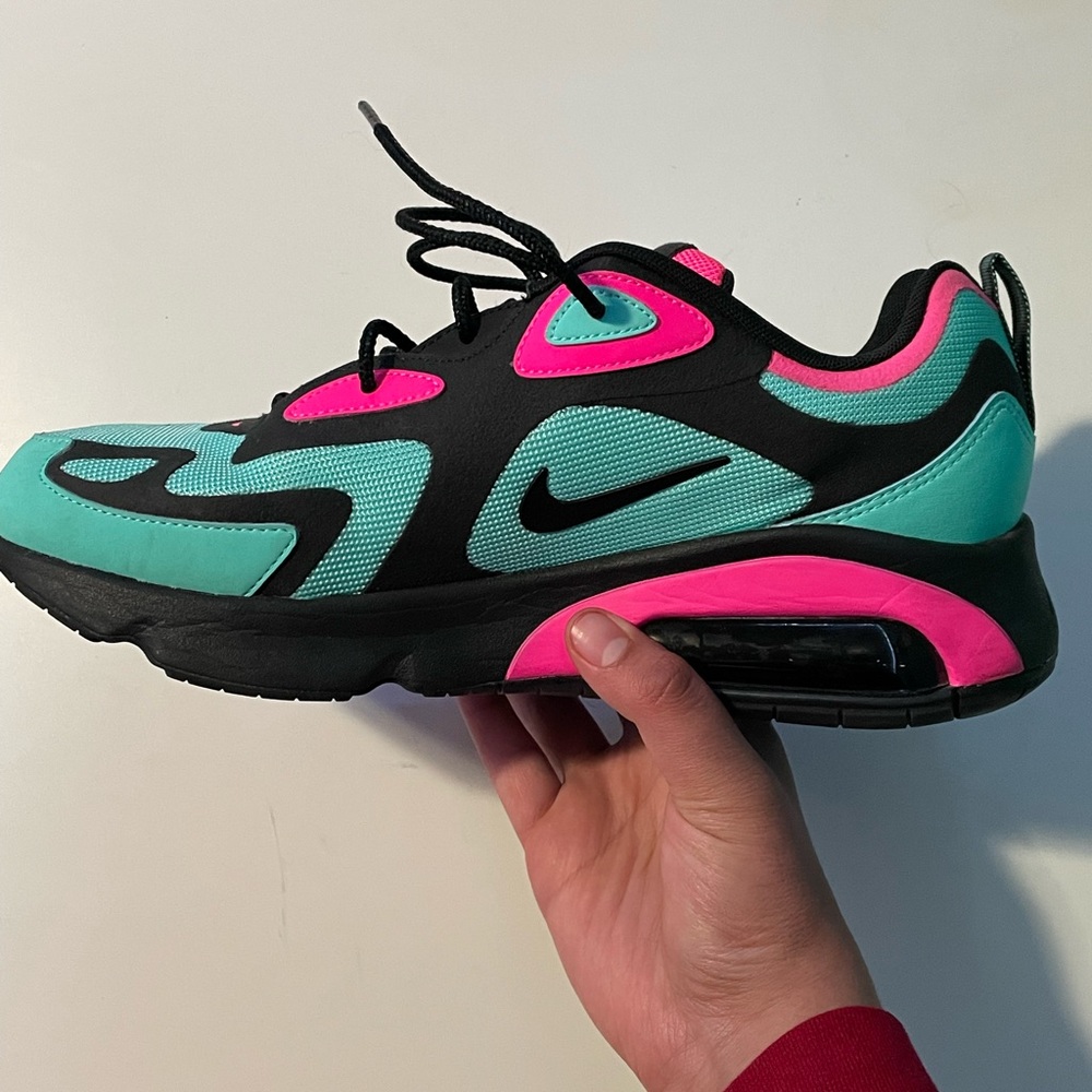COPY - Air Max 200